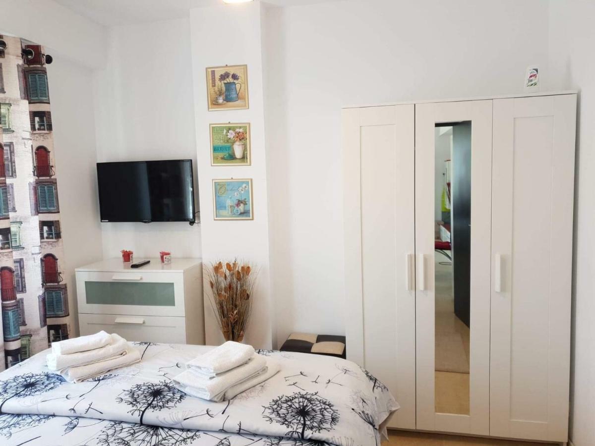 Apartament Briza De Promenada 1 ナボダリ エクステリア 写真